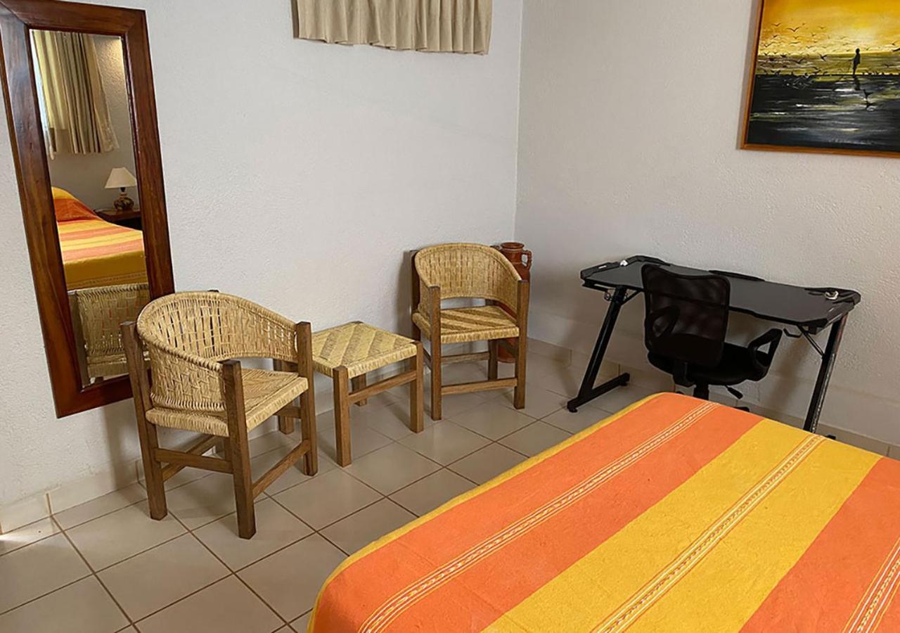 Zandoyo Bed & Breakfast Puerto Escondido  Bagian luar foto